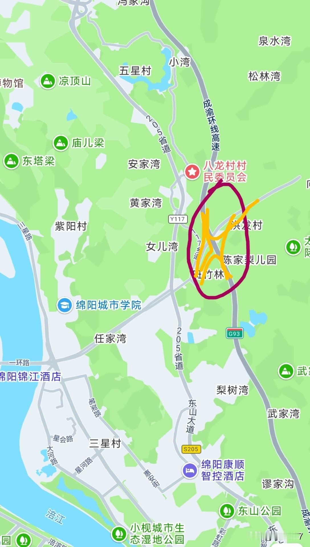 绵阳一环路与成渝环线高速之间其实可以建一座互通立交。目前，从成渝环线高速进绵阳城