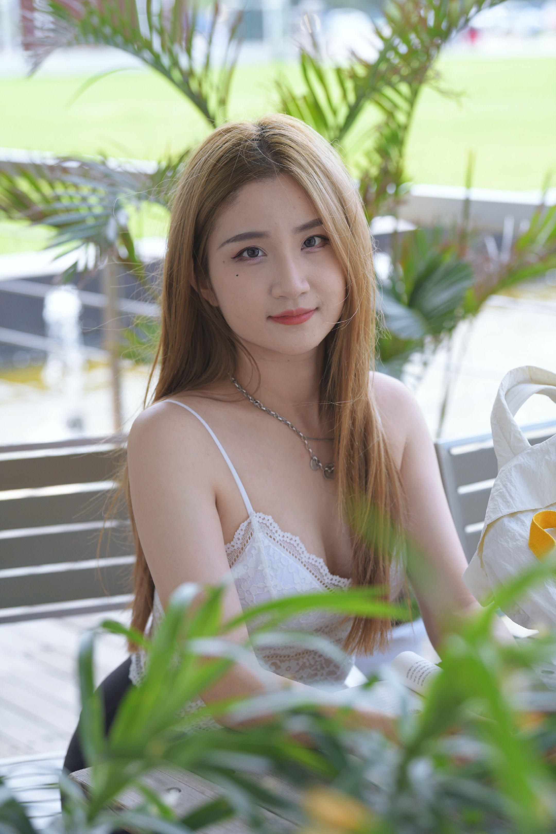 健身穿搭 拍照姿势 女神 清纯甜美 高颜值