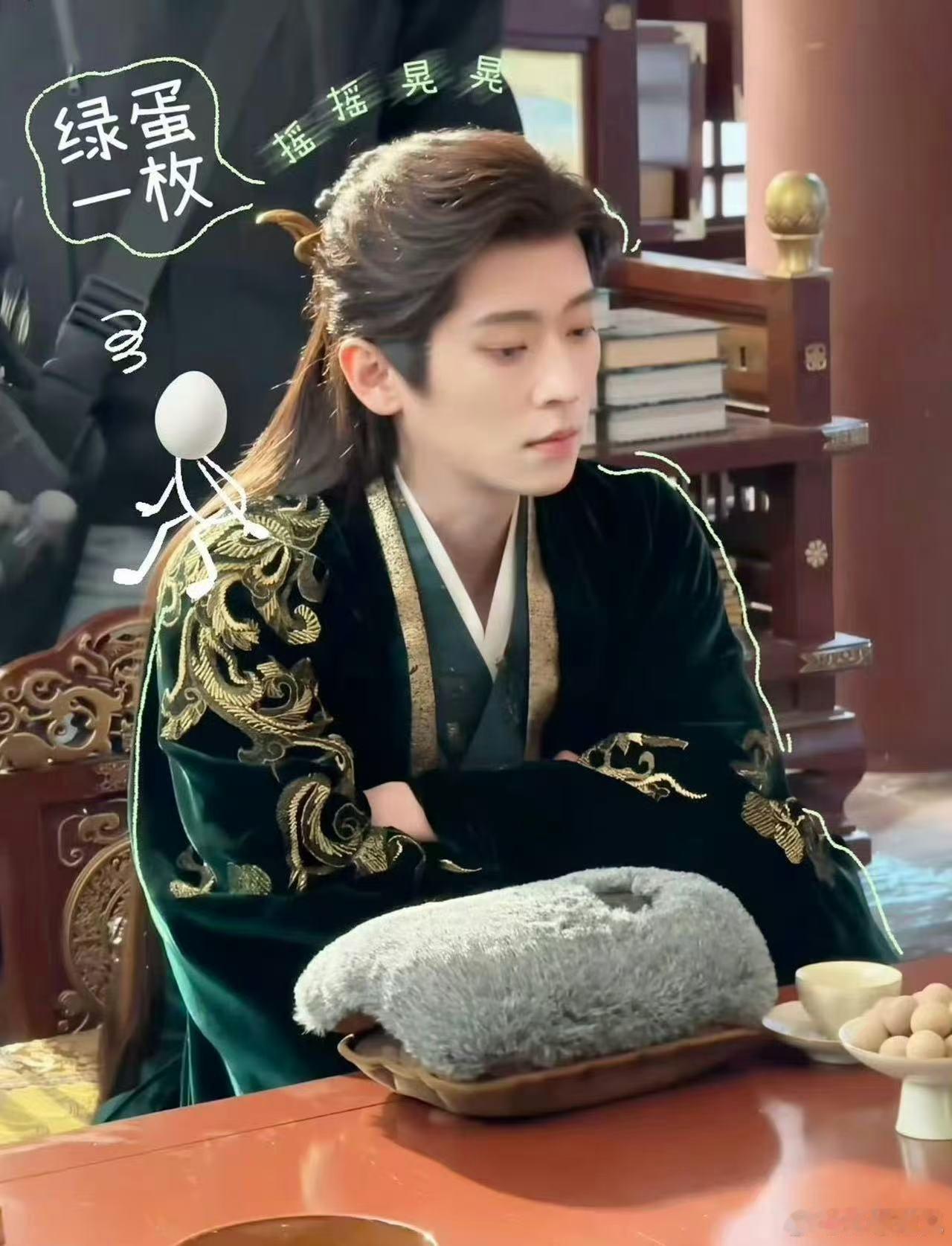 丞磊图里有好大一颗蛋 丞磊用一颗蛋成功霸屏！出发图里那颗蛋的存在感强到离谱，哥这