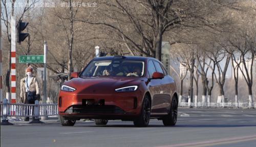 选车如同找伙伴,问界新M5 Ultra这样的实力派别错过
最近陪朋友选车,预算二