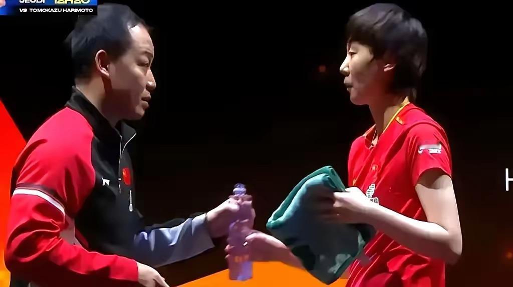 名古屋亚运女单签位出炉，发现没？很奇怪的现象，那就是日本的张本美和追着王曼昱，如