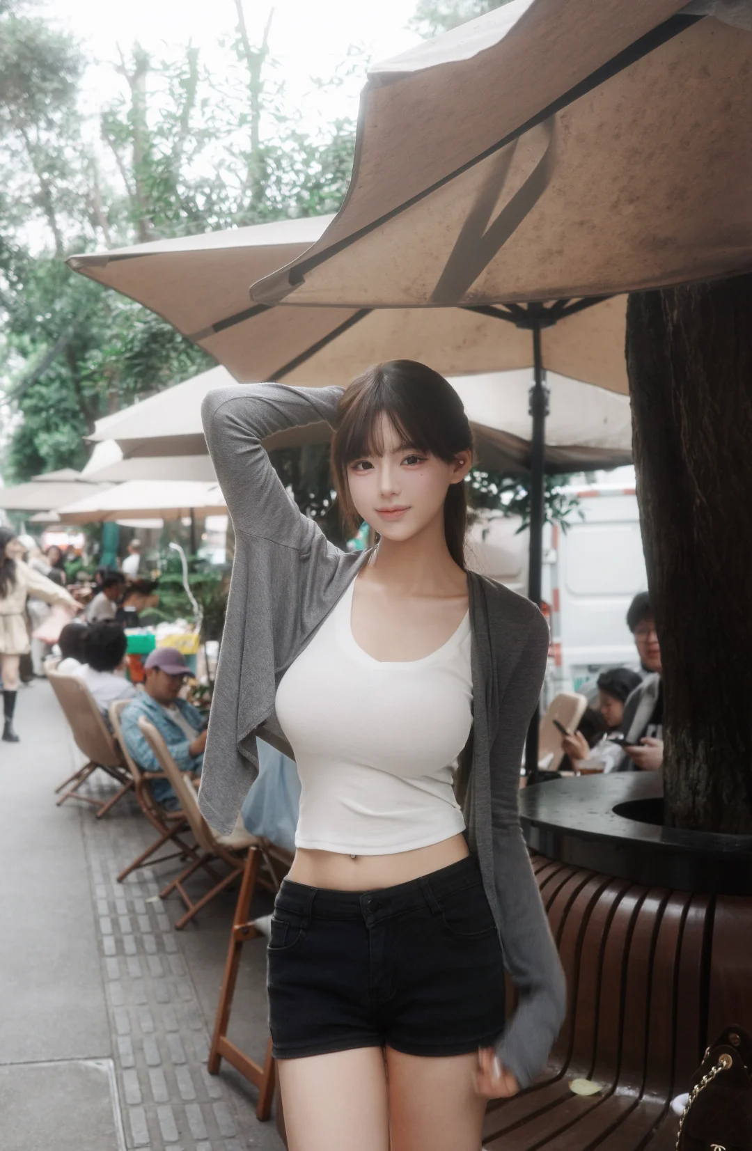 坐在街边喝咖啡