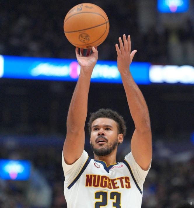 明日掘金战魔术伤病：戈登等三人继续缺阵12月27日讯 明日NBA常规赛，掘金将战