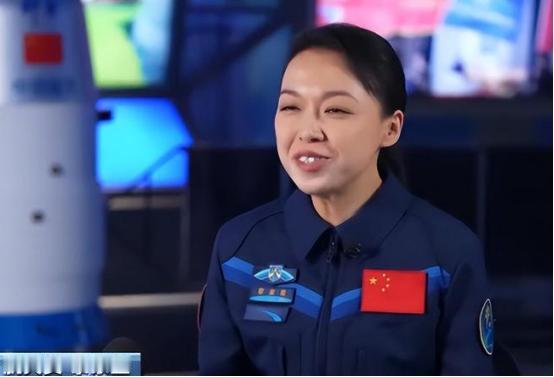 香港首位航天员黎家盈，人上天还不到10天，一个破天荒的请求，直接递到了国家载人航