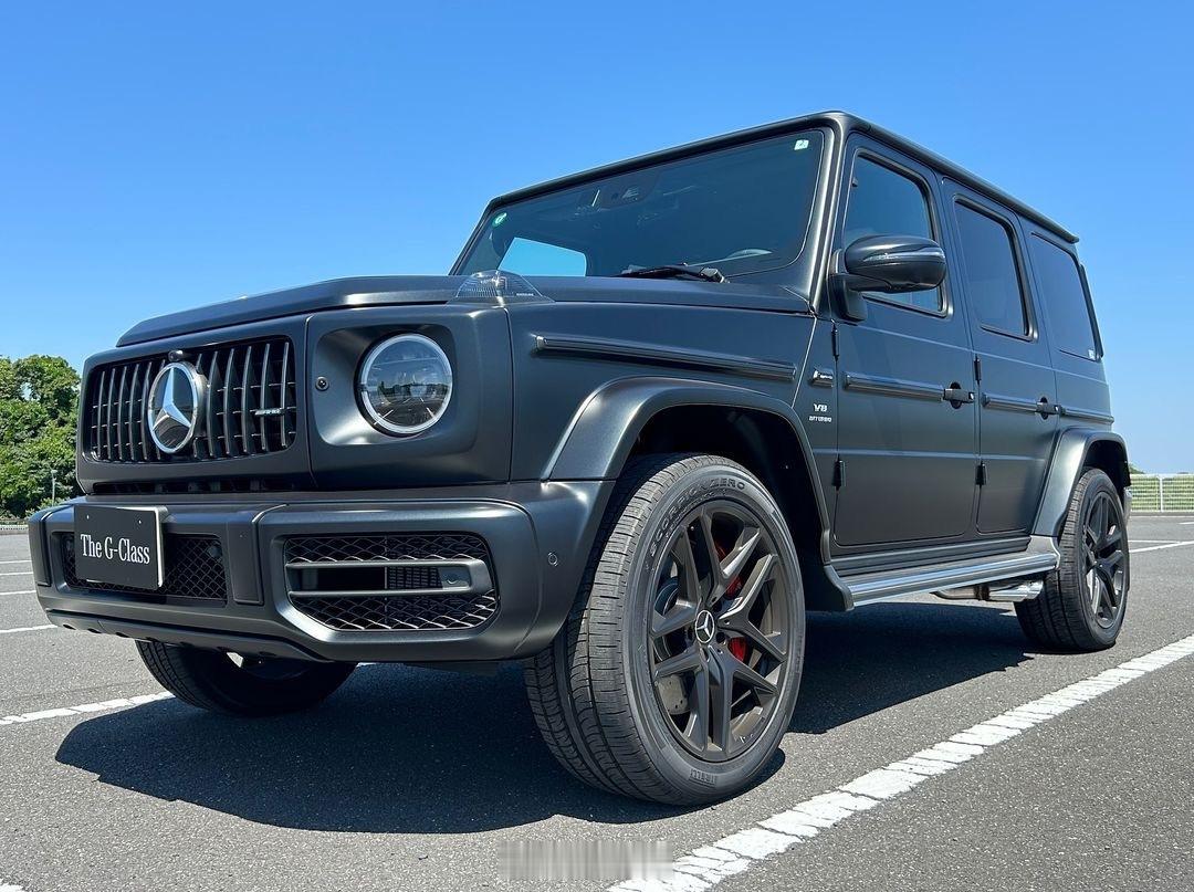 磨砂黑/白 G63 AMG ​​​