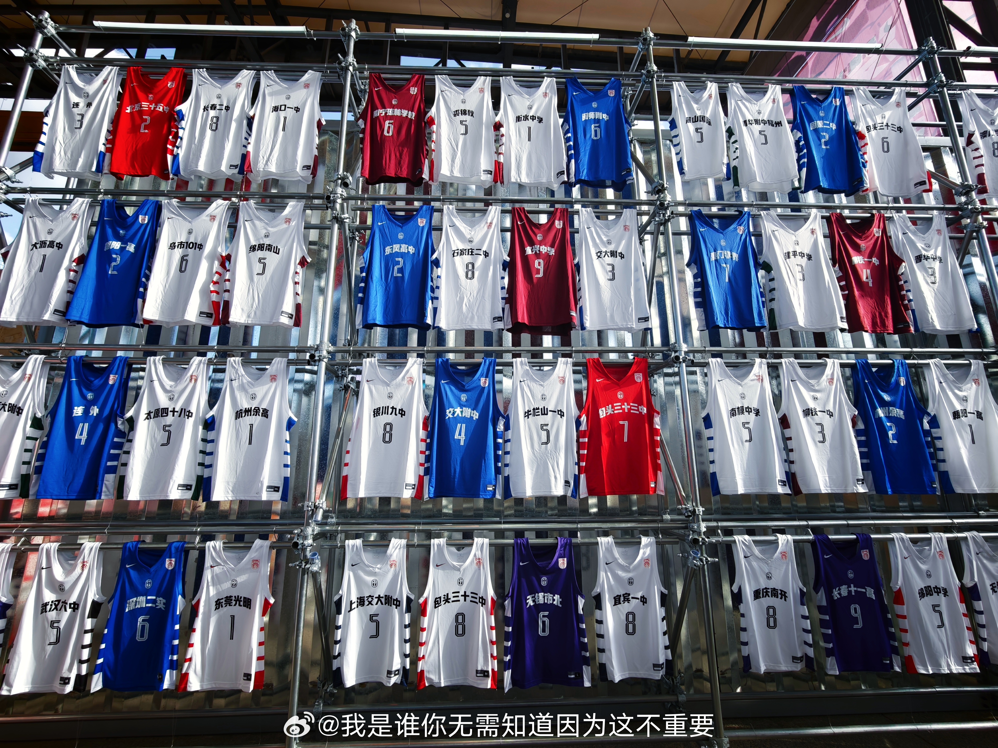 来耐高市集看看我老哥哥瞧让麦基给气的 北京·华熙LIVE五棵松