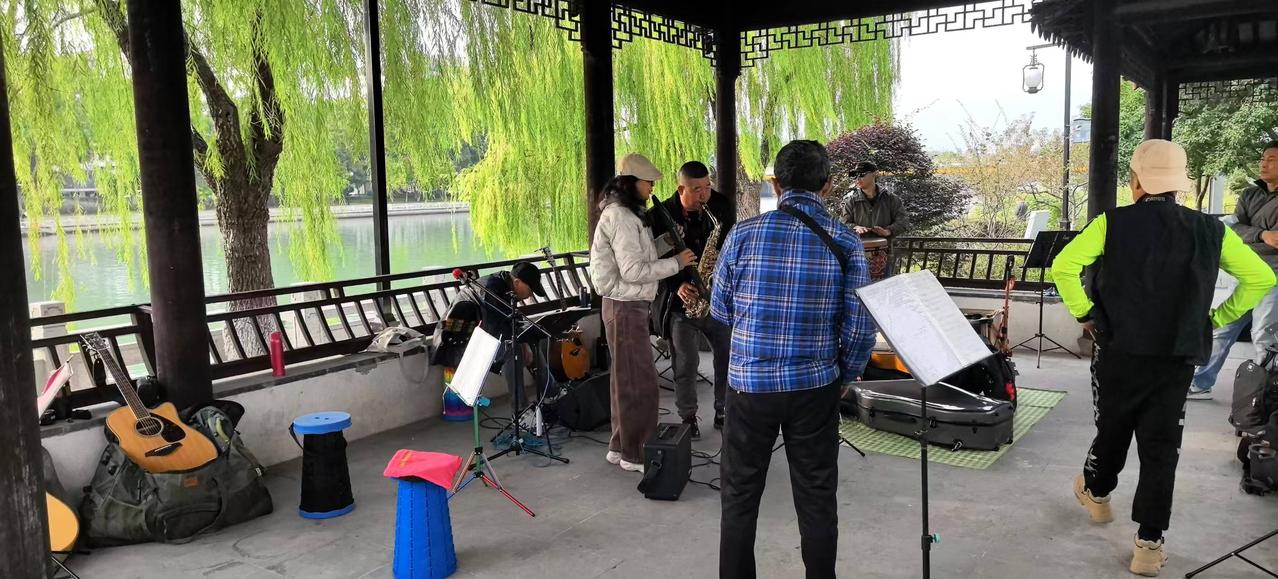 尘世闲品落寞茶