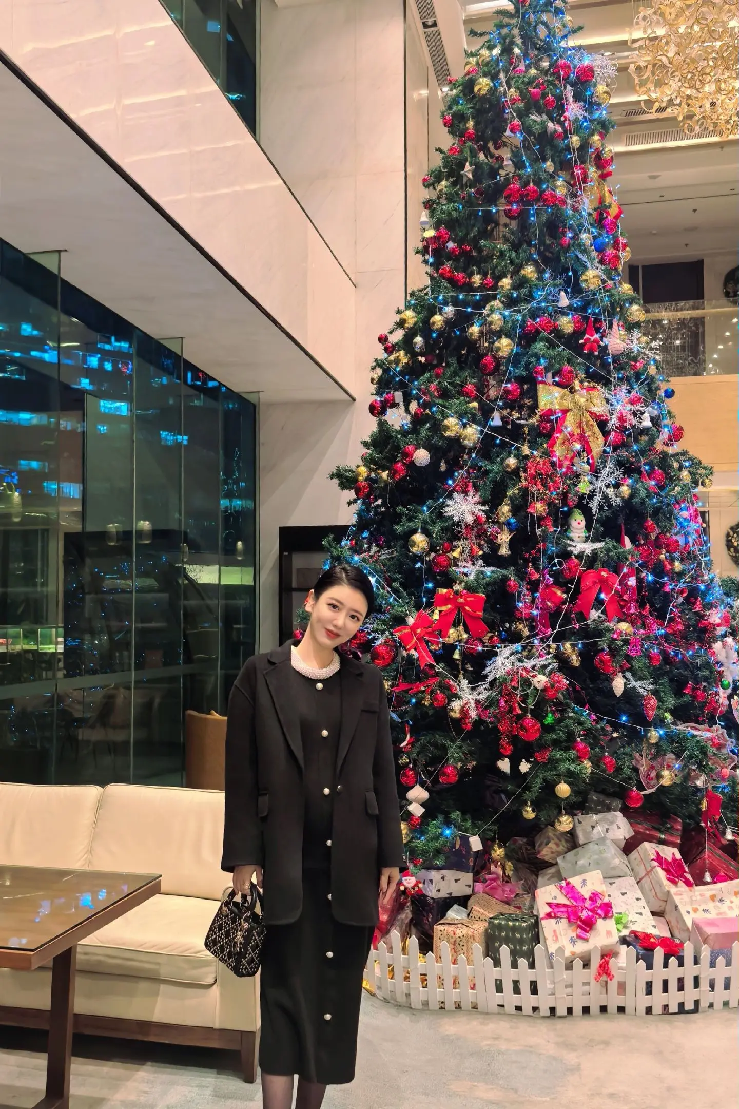 独属于十二月的浪漫～圣诞是冬的来临，而你是我的惊喜。