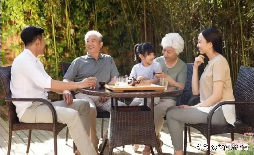 为家，只求一个字，你求哪个字我只求一个安。家人平安，日子安稳，内心安宁，有家可回