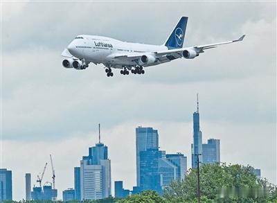 IATA最新报告：全球航空业一年白烧1000亿燃油，利润直接腰斩国际航空运输协会
