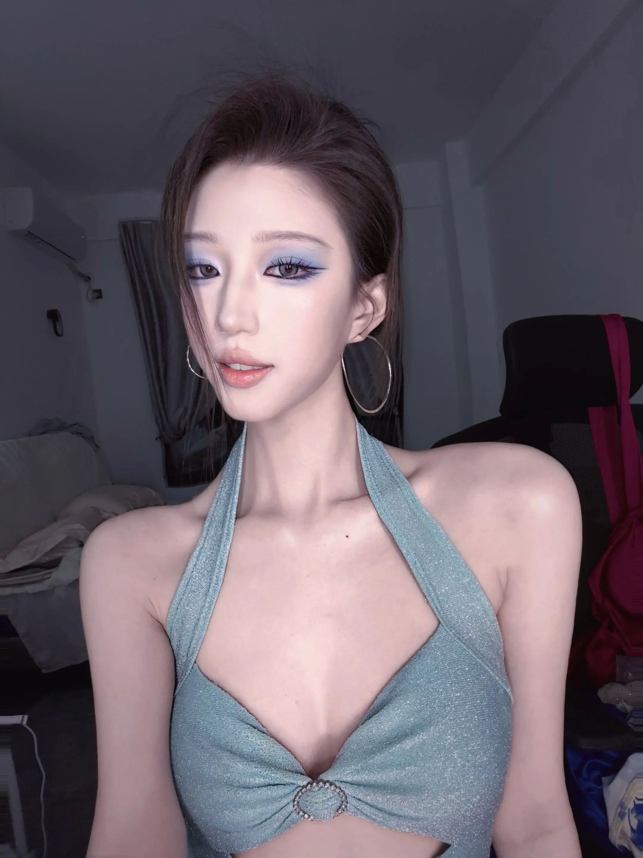 喜欢画画 在脸上画