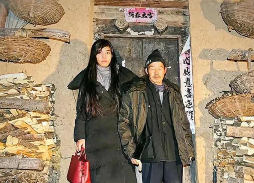 1998 年，浙江，5 岁女孩被寄养到陕西，一个农民家里。6 年后，亲生父母强行
