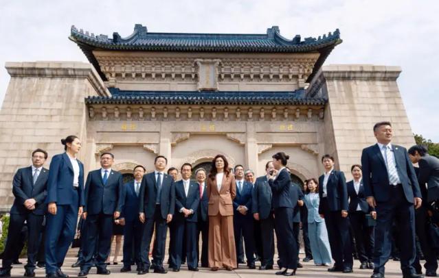 郑丽文获赞“最具革命型政治特质的国民党主席”，不排除参选2028年台湾地区领导人