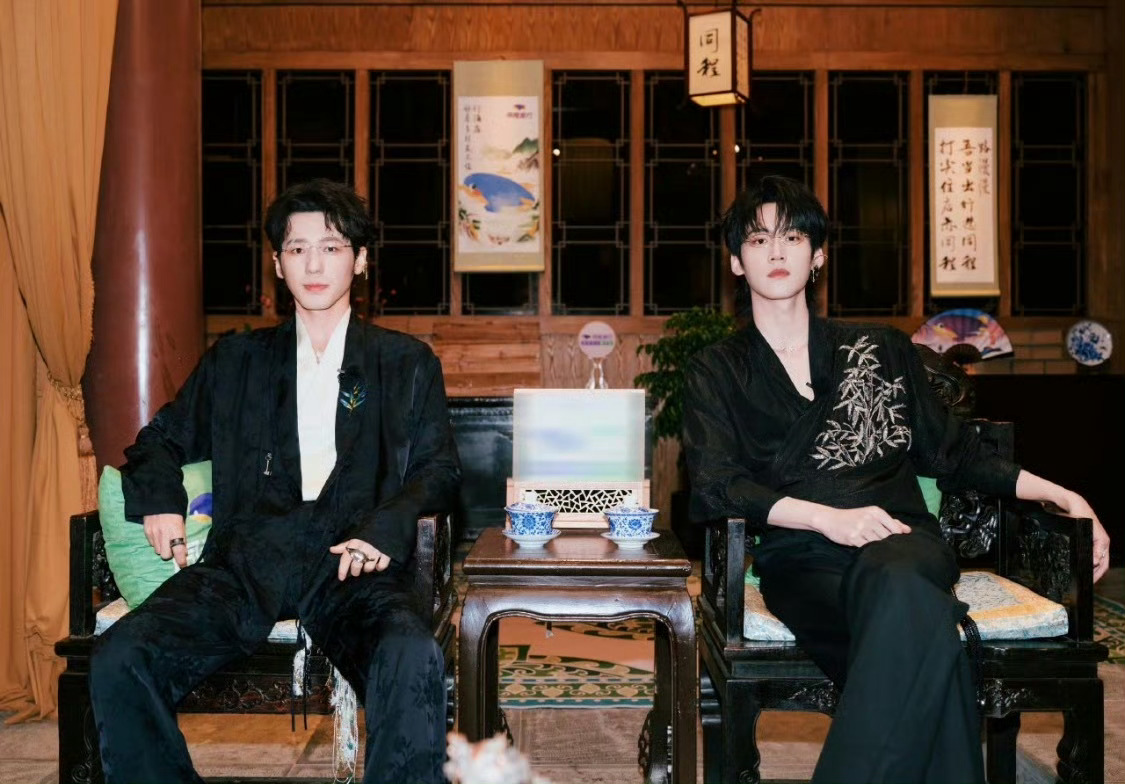 给哥哥的庆生图依旧是24年的～周柯宇对白宇这份迷弟心意真的一直在线，含金量持续飙