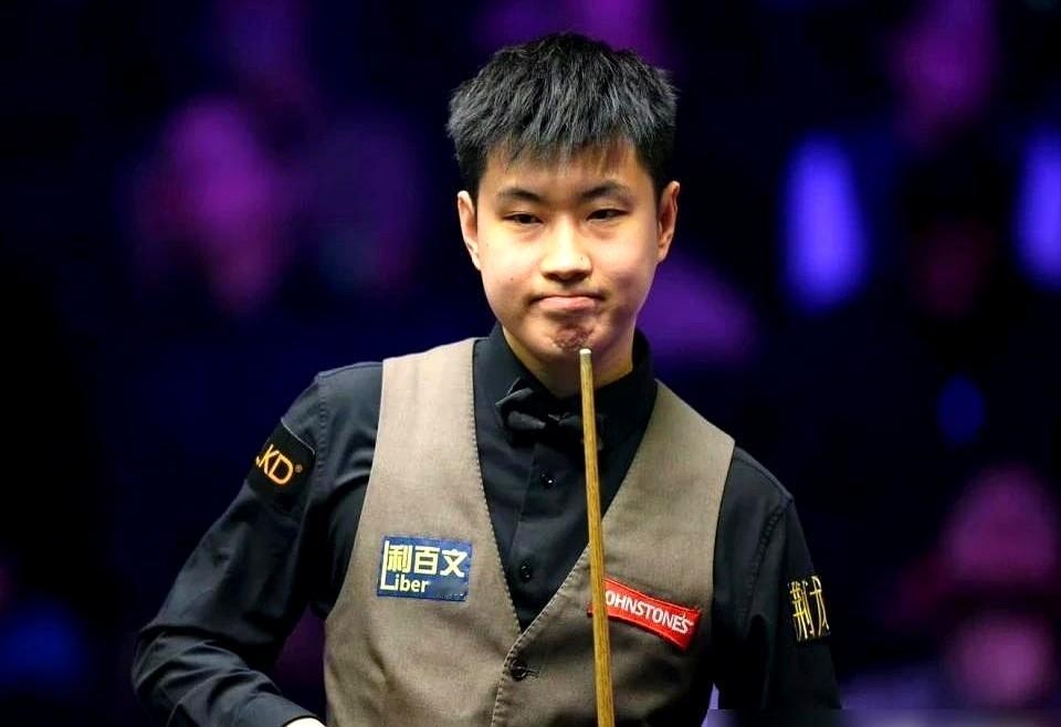 被禁赛20个月，复出一年狂揽816万人民币，直接把丁俊晖的纪录给破了。

都说人