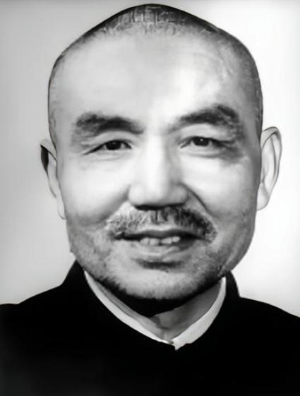他建国之后长期休养，没有军衔和工作，1955年评级的时候，工作人员犯了难，毛主席