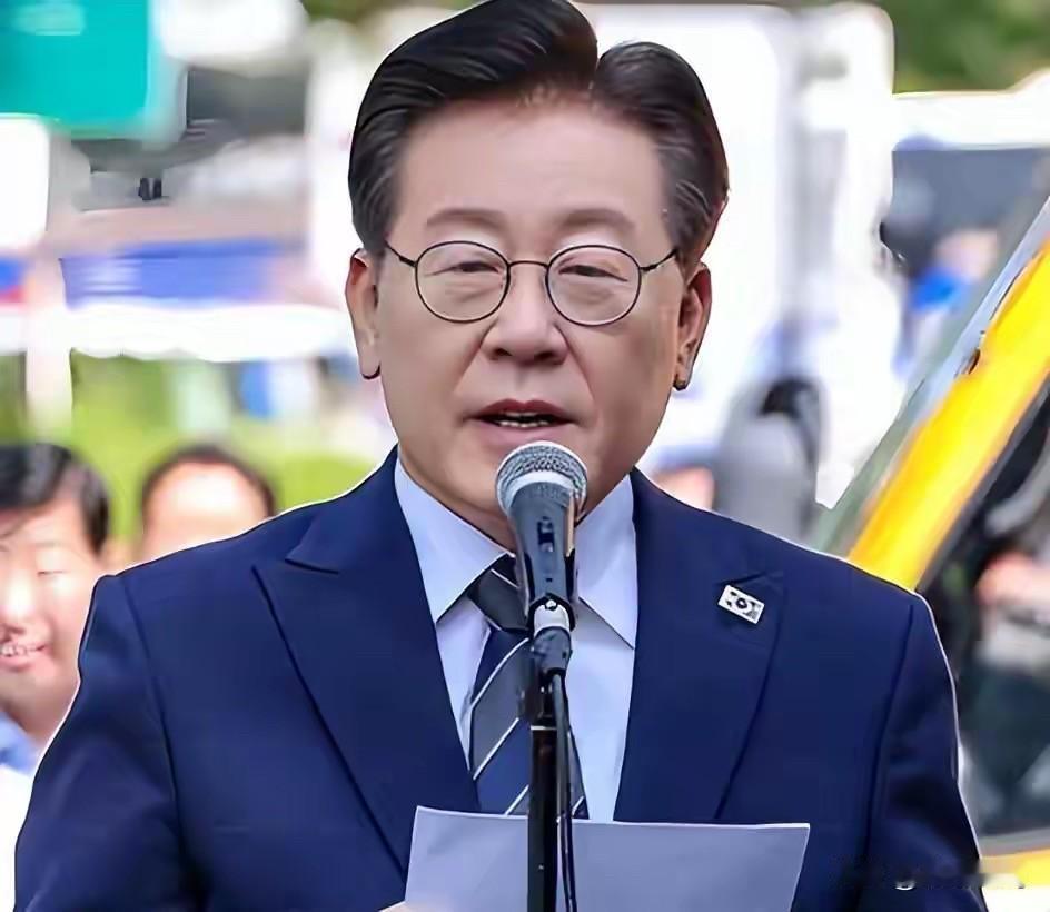 李在明硬怼日本记者：不道歉，军事合作免谈？

韩国总统李在明近期一句话，直接戳中