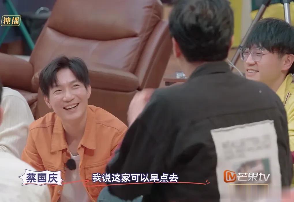 蔡国庆不经意的举动，保全了多少人的颜面！

毫无预兆之下，蔡国庆突然现身陈楚生王