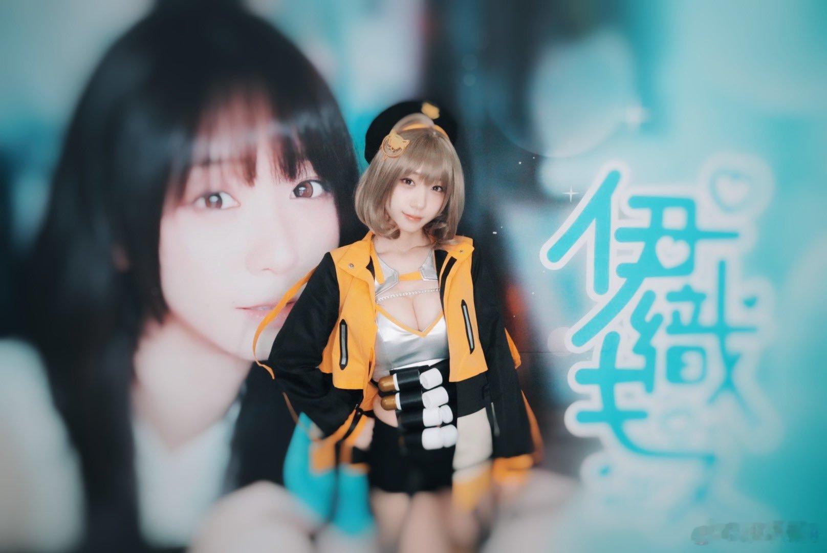啾一个伊织萌日常分享写真cosplaynikke:胜利女神