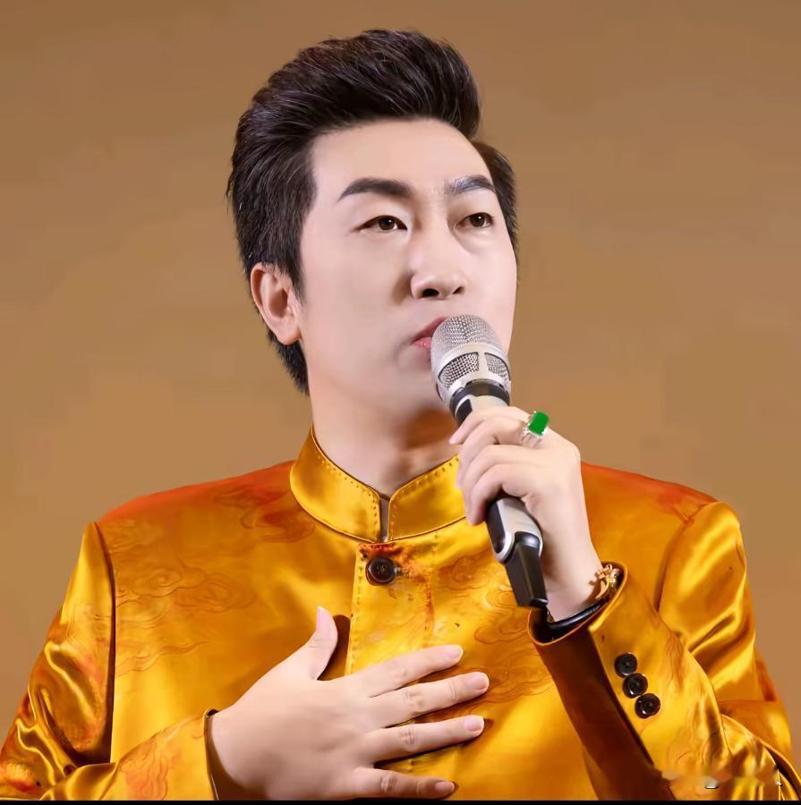 现在人应该是比以前聪明了，不会再买周文强这种人的课了。估计买周文强课的人，就是那