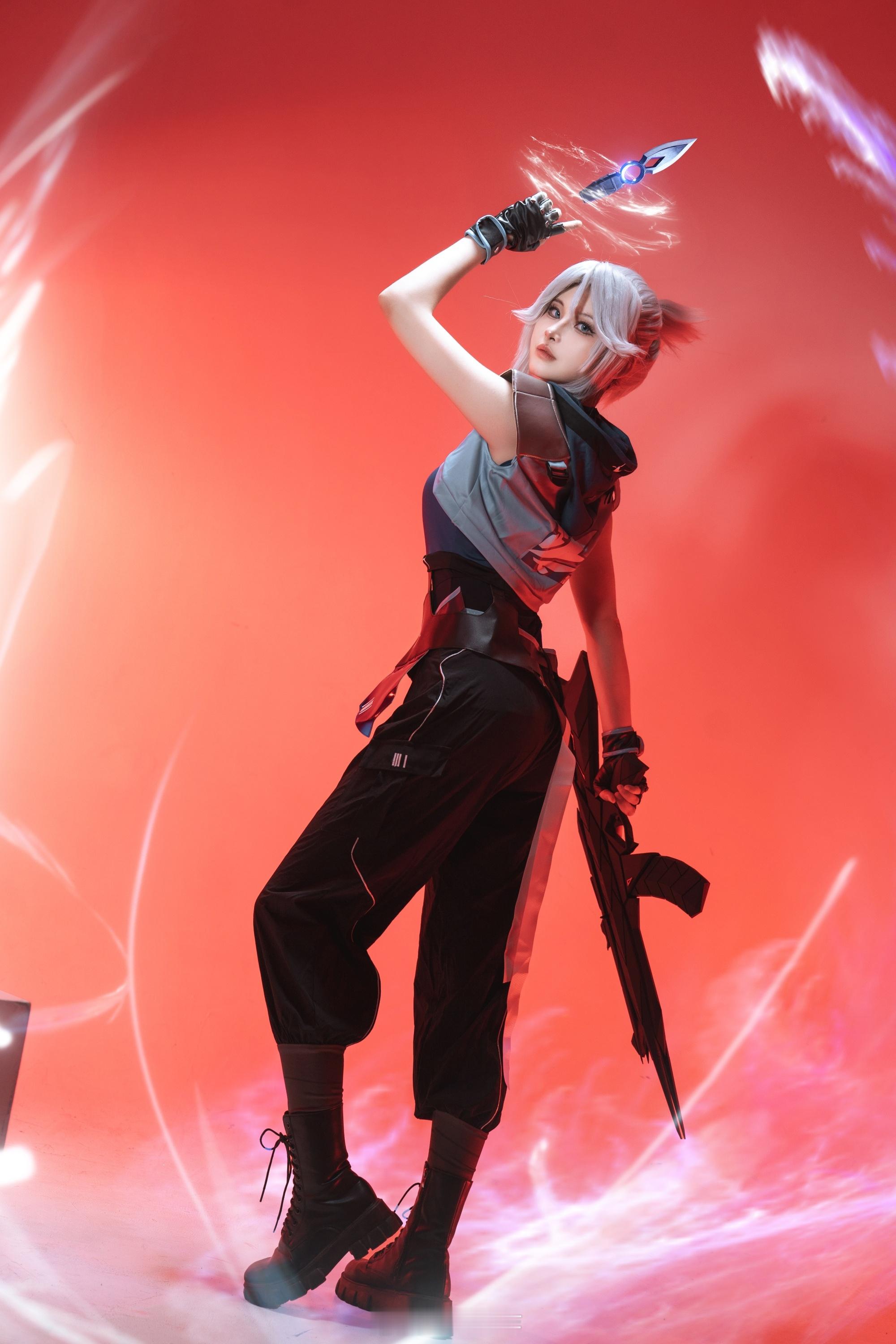 #无畏契约一周年瓦友节##cosplay##无畏契约同人大赛#「我会保护你的」?