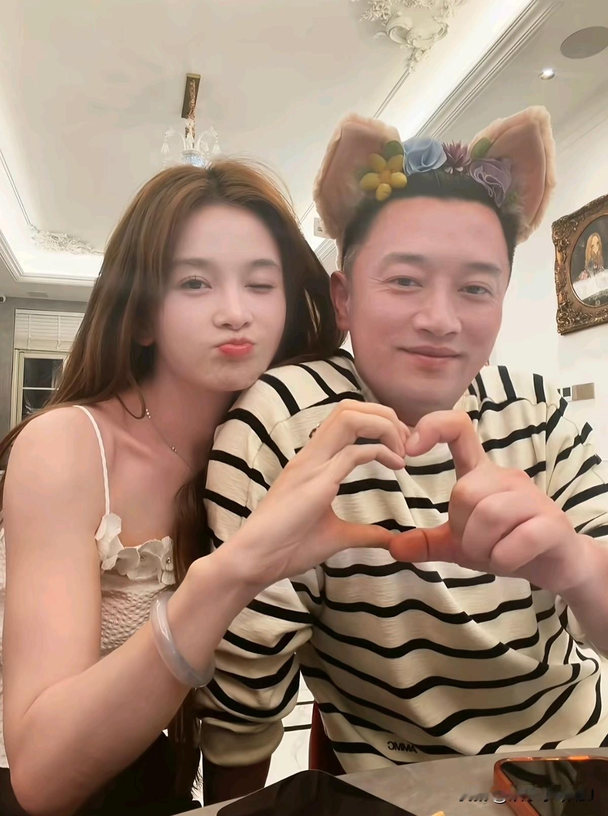 蒋毅不是有老婆了 ，所以他俩单纯为了热度？ ​​​赵樱子称和蒋毅试婚三天有点看不