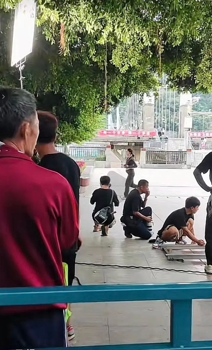 吴谨言在剧里的肚子这么明显，演的是孕妇吗 ​​​