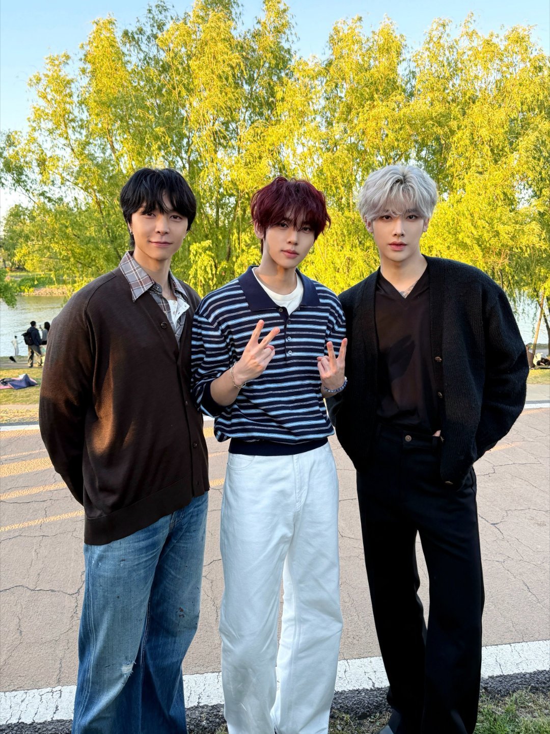 260603 NCTsmtown官方推特更新Ricky合照
