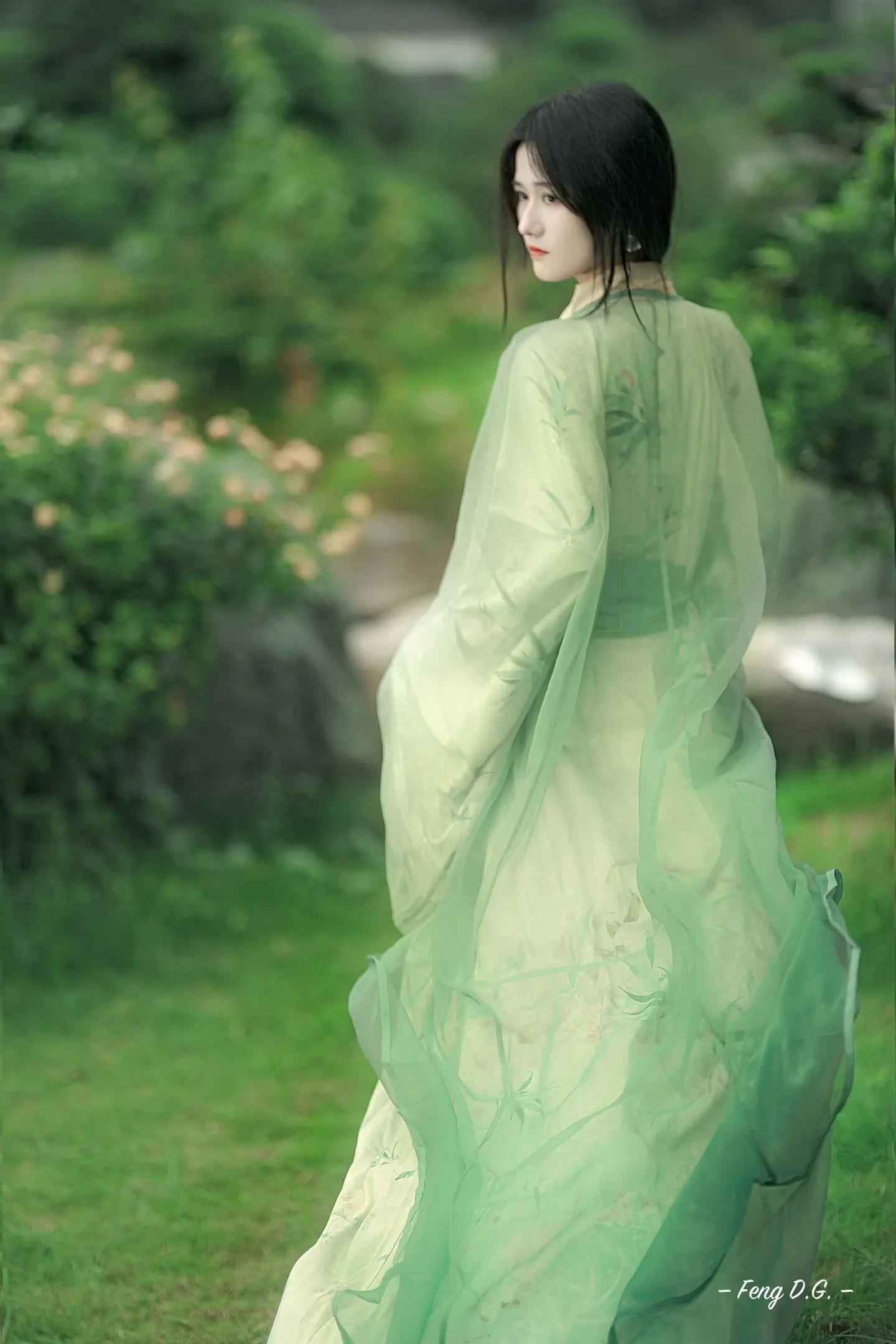 春意盎然，万物生机。🧚