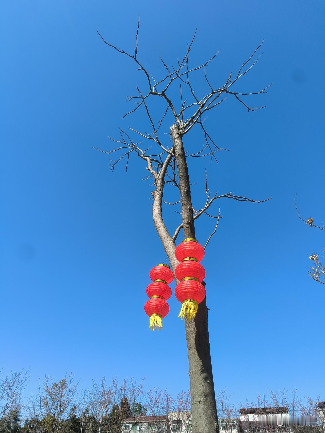 27条人性潜规则，一定要知道：

一、夫妻吵架，别告诉外人；
二、去办事时，找异