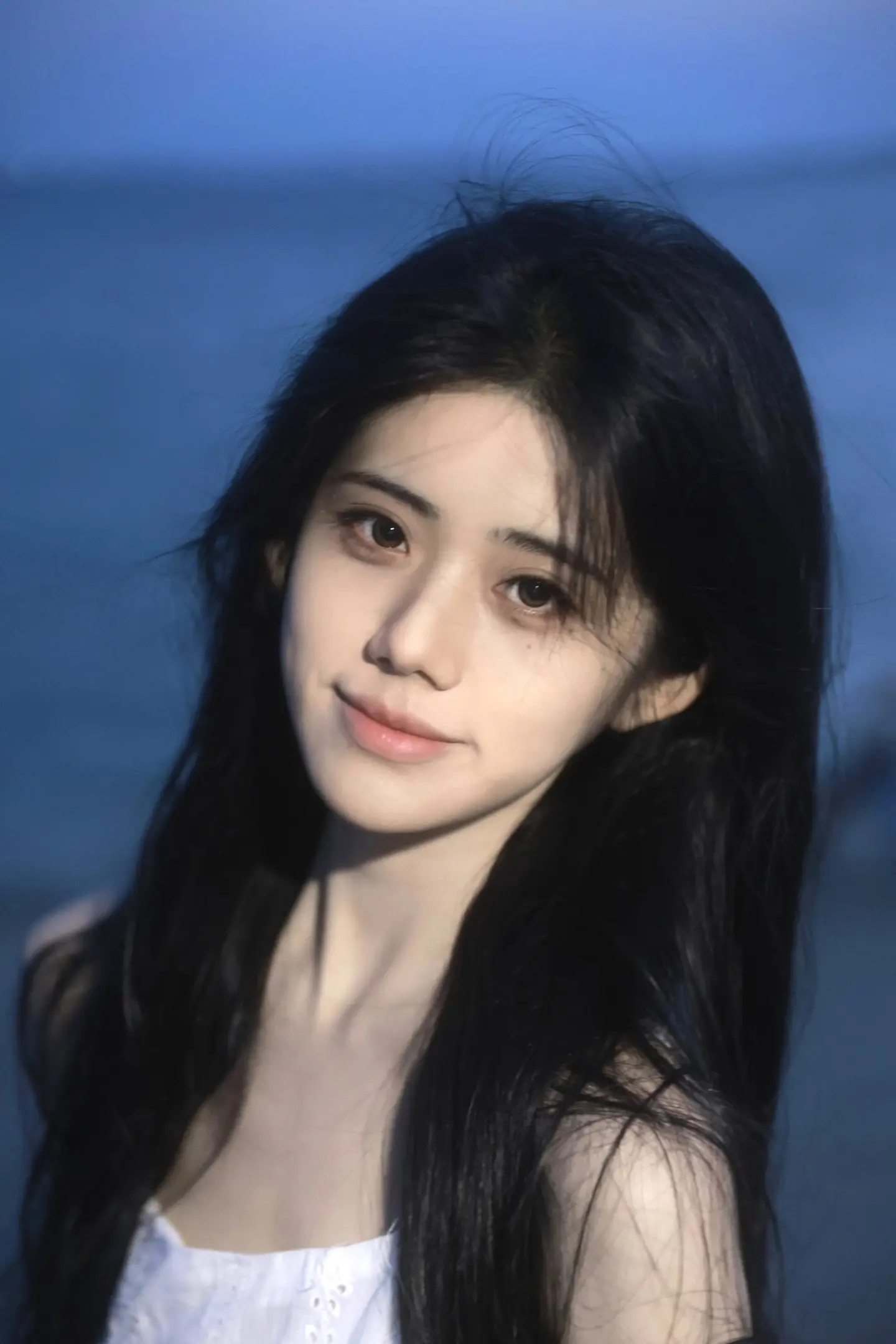 对视是人类不含情欲的精神接吻