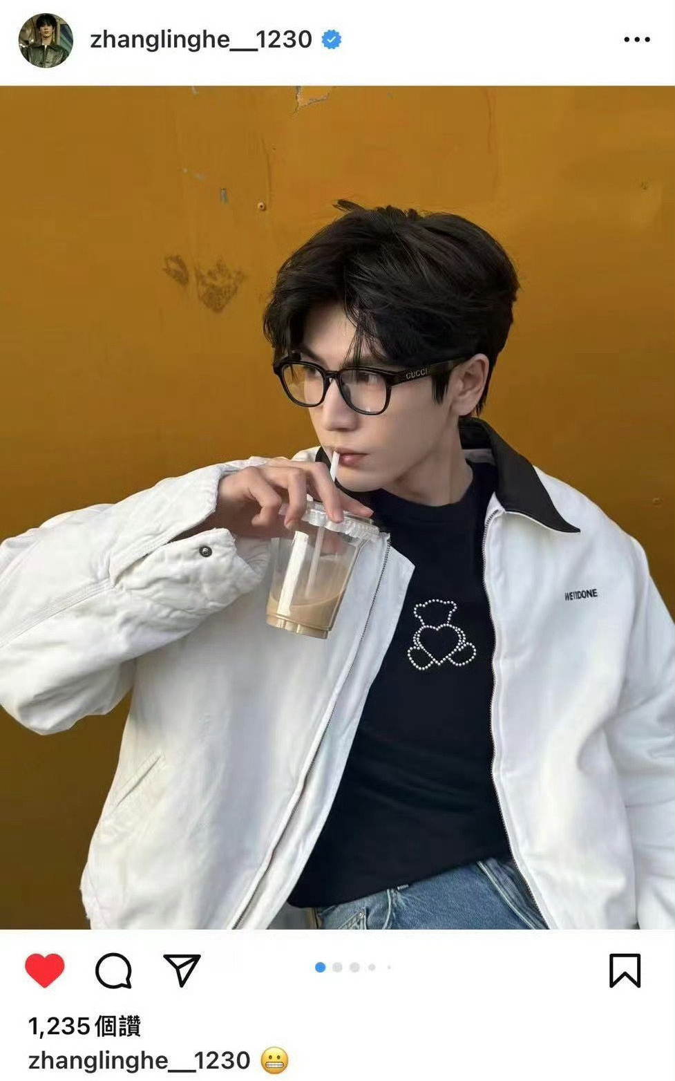张凌赫ins营业，青春男大[羞嗒嗒] 