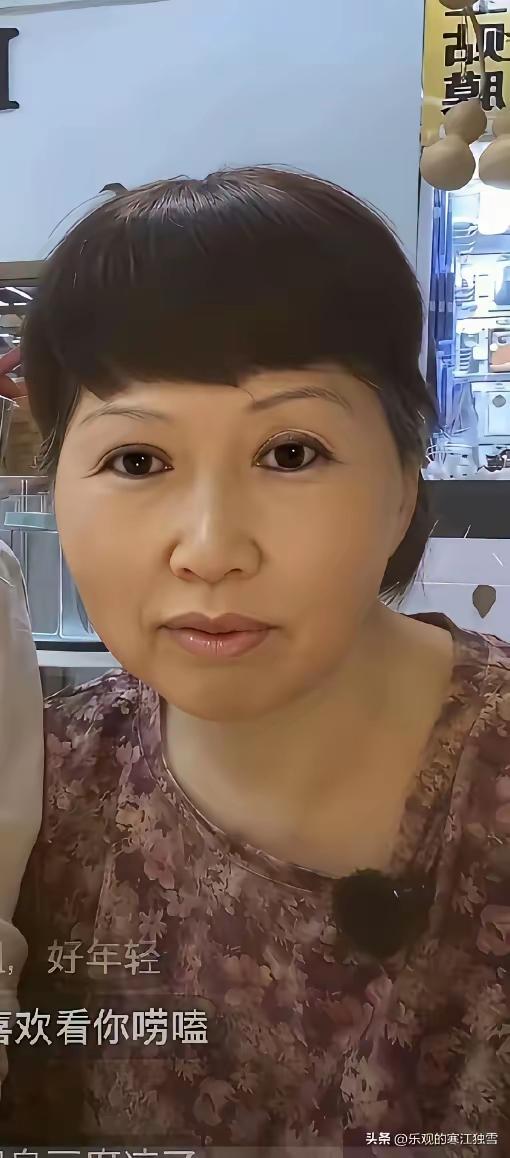 素老三的文字功底是藏不住的，旁人眼里平淡乏味的家常琐事，到他笔下总能从容娓娓道来
