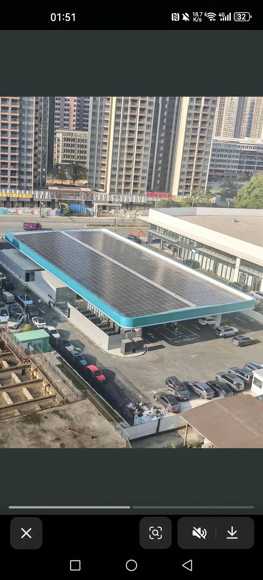 为啥不研究，将电能作为一种电能包，像液体一样注入车呢，这样的数据会更加快吧，一分