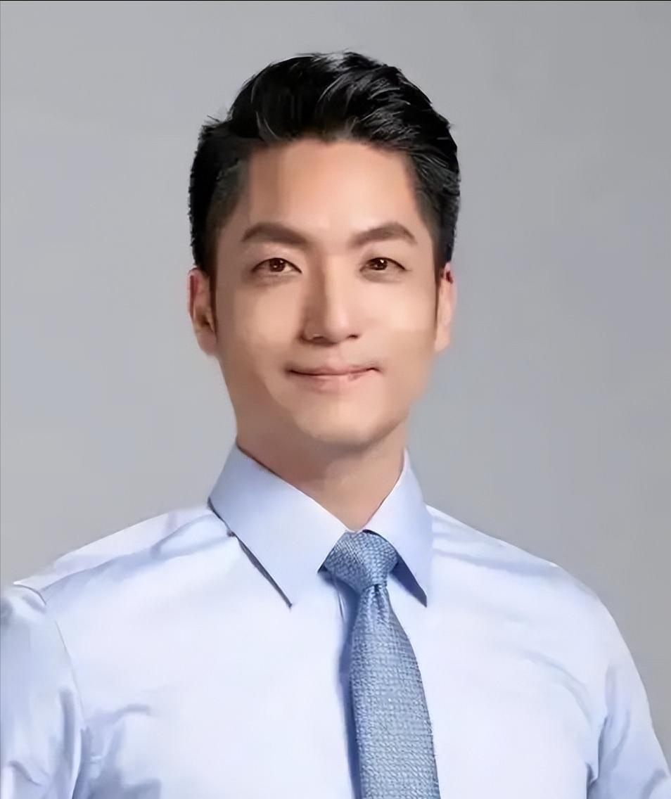 台北市长蒋万安发表声明，

3月30日，针对中国国民党主席郑丽文访问大陆，引起政