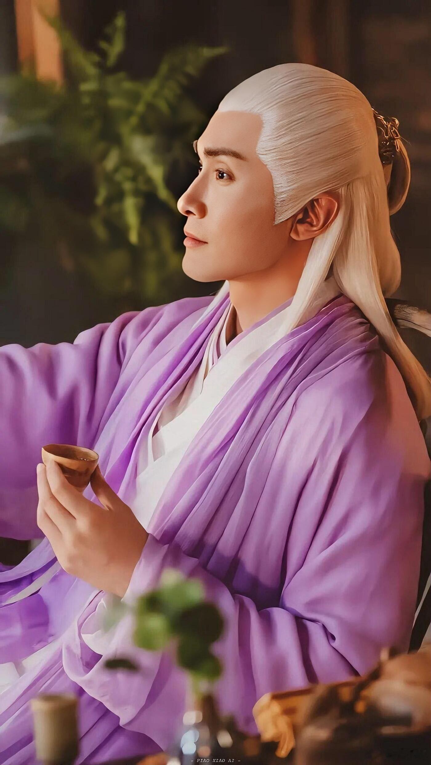 高伟光时隔5年重现白发帝君哑舍太懂观众了， 这波直接赢麻 