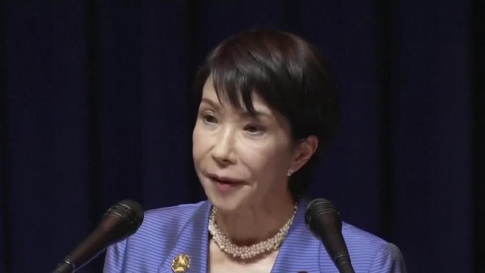 高市早苗押错注，
豪赌输票 ，
鸠山批错路选民挑安稳。


明明解散众议院想稳赢