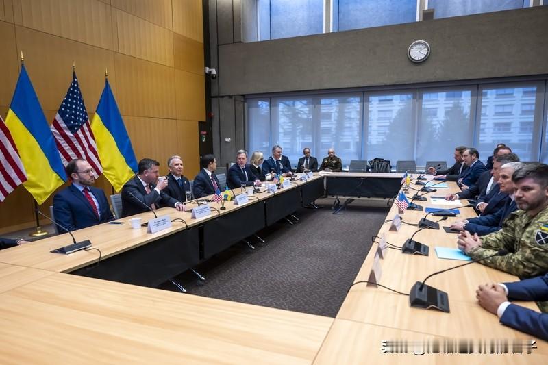 曝特朗普最后一刻才知28点计划内容 美媒曝特朗普在“最后一刻”才知晓俄乌“28点