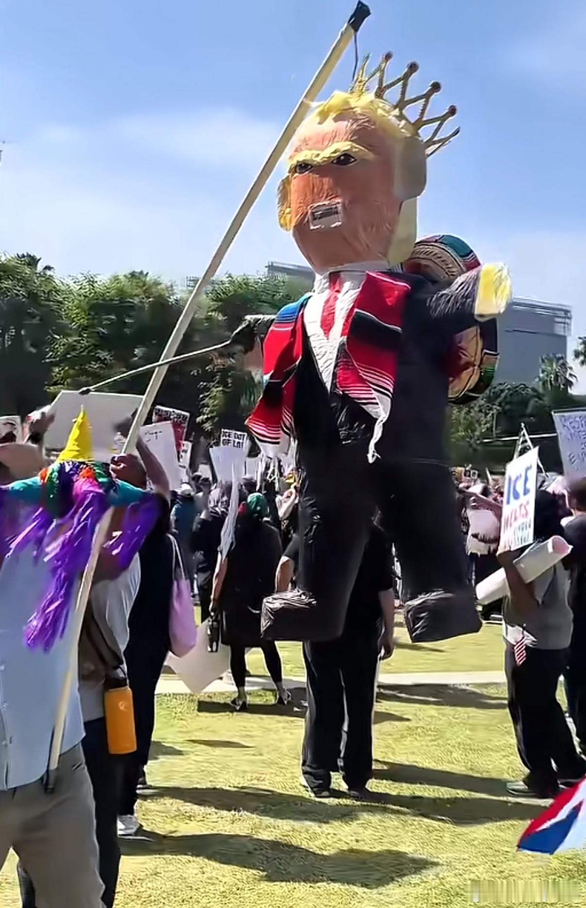 美国洛杉矶现状还是老美会玩啊[吃惊]这些怎么这么生动形象呢 ​​​