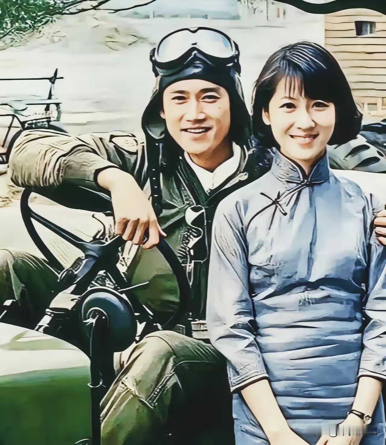 22岁飞行员殉国，19岁未婚妻纵身长江，这才是刻在骨血里的家国与深情
 
193