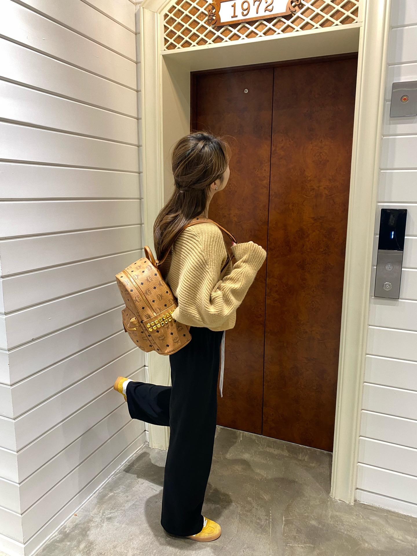 路还长 有点怕 但没办法 我已经是小大人了