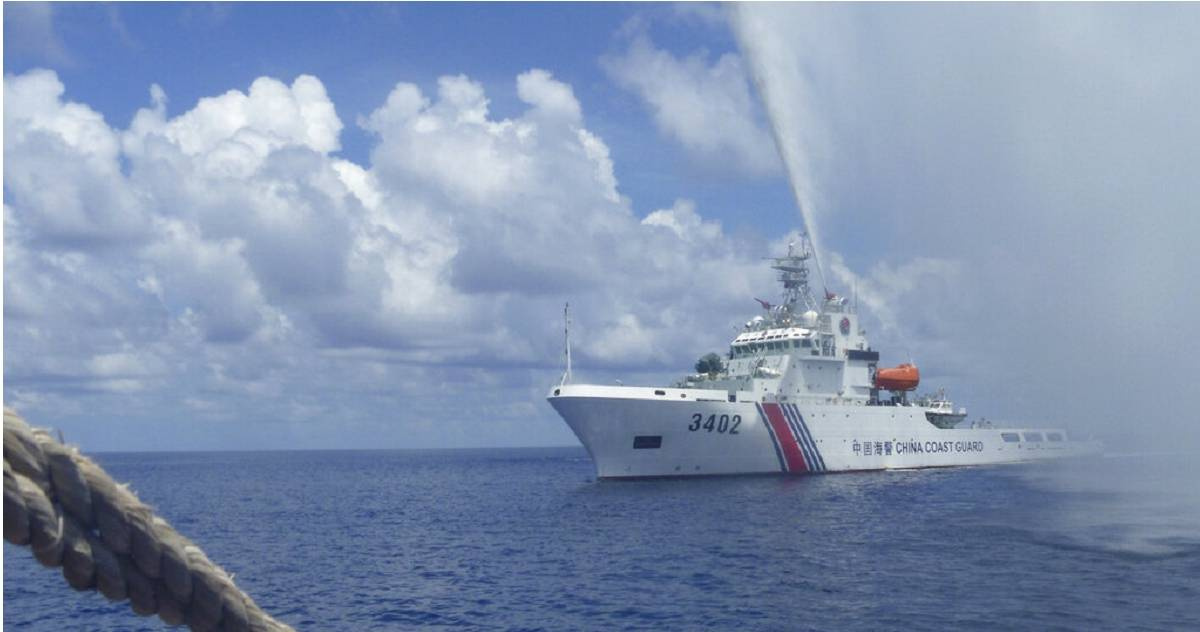 中国再次明确表态，所谓“南海仲裁案”裁决非法无效，毫无法律约束力，中方坚决不接受