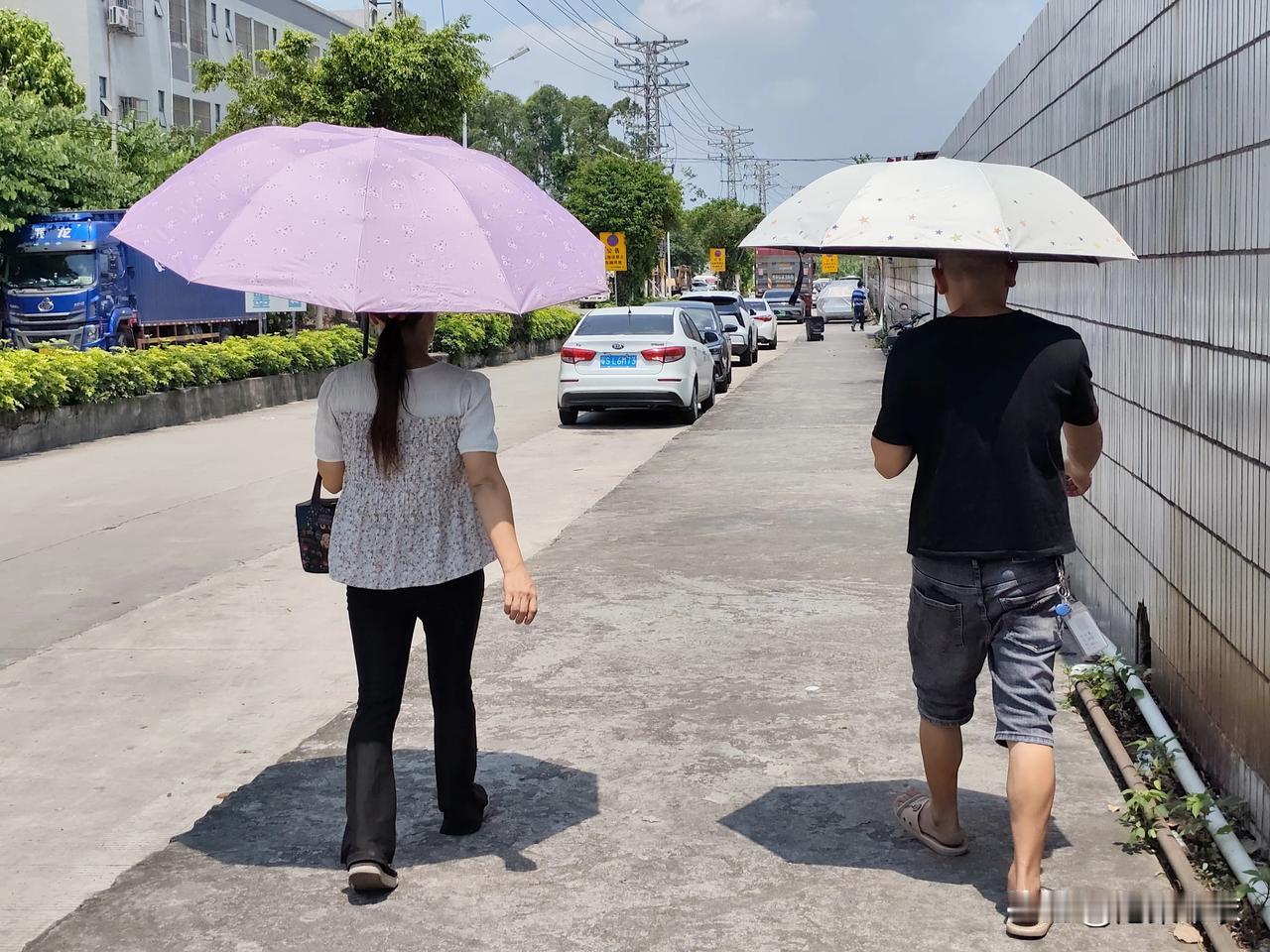 我怎样防晒？双手抱头！