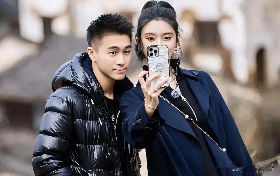 何猷君再次辟谣“和他人有小孩”的传闻，这次连亲妹妹都被牵扯进来，引发广泛关注。