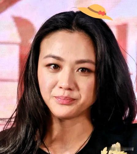 17年了，李安那段被封存的胶片，在戛纳4K高清解禁了。
画面清晰到能看清她眼角的