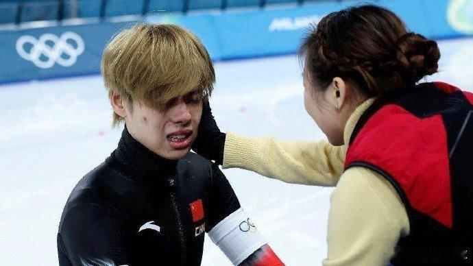 刘瀚彬刘瀚彬创中国速滑5000米冬奥最好成绩 刘瀚彬：李琰老师就像妈妈一样照顾我