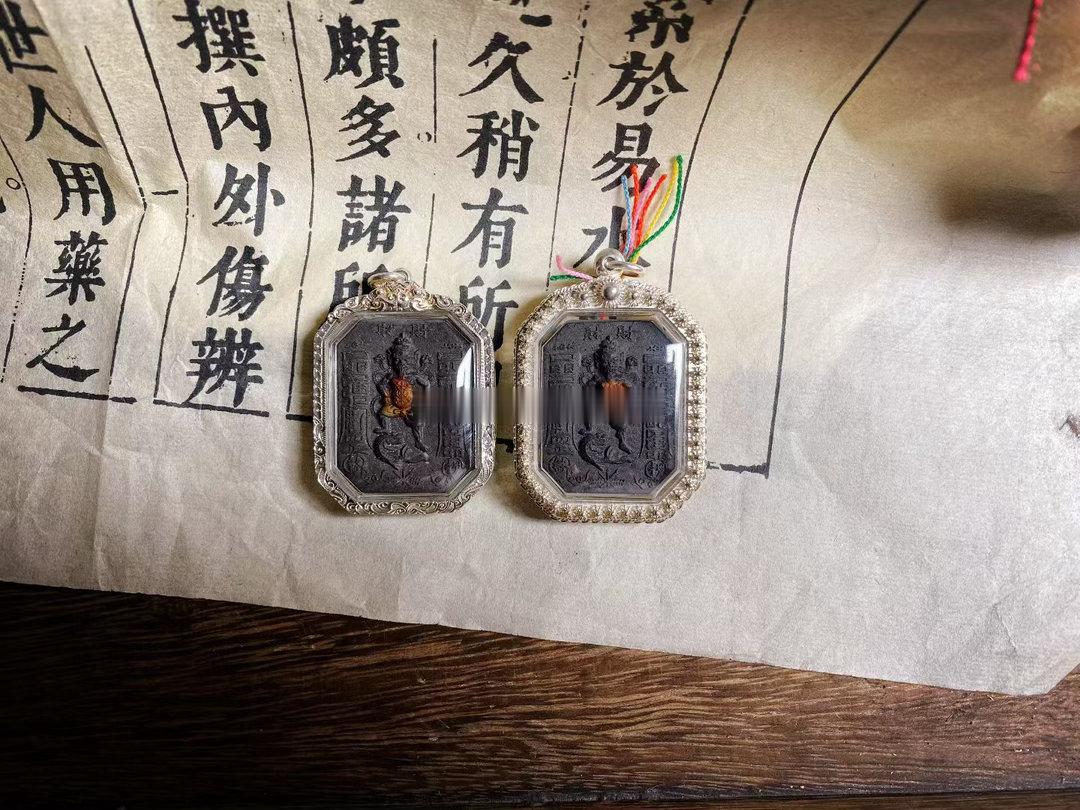 阿赞阁  2561年  偏财灵官(步地爷) 