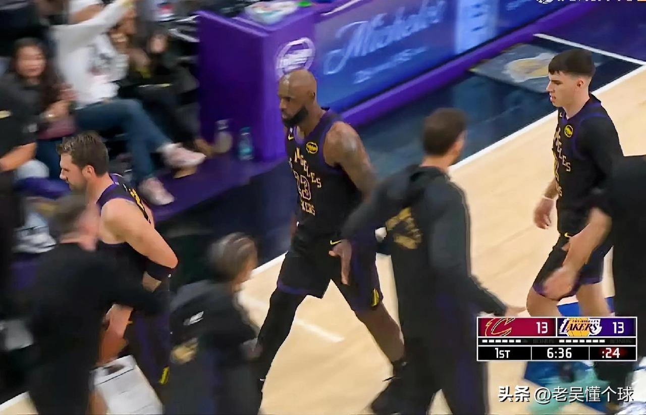 湖人传喜讯，老詹平历史第一。

湖人今天的比赛刚开始，还没赢下来呢，他们就接到了