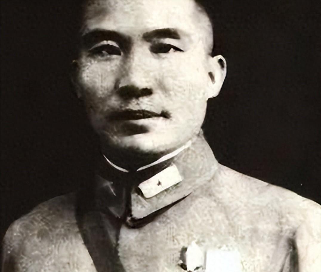 王耀武被俘后家中只查出两辆拖拉机，陈毅疑惑：你为何只留这些农具在家中？
1959