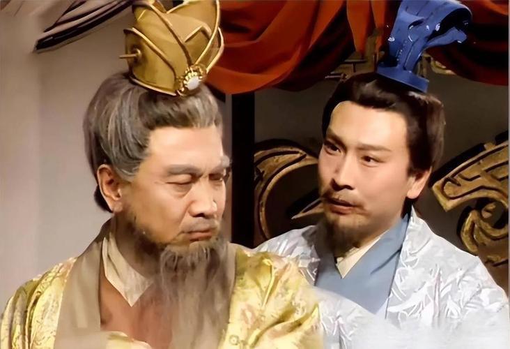 杨修殒命：恃才者的悲歌
       《曹操杀杨修》讲述了一个关于智慧与权谋、才